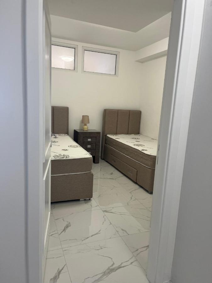Adriatic Apartman Bečići Ngoại thất bức ảnh