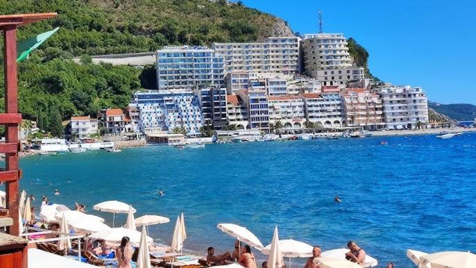 Adriatic Apartman Bečići Ngoại thất bức ảnh
